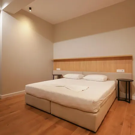 Отель Relax Center Тирана