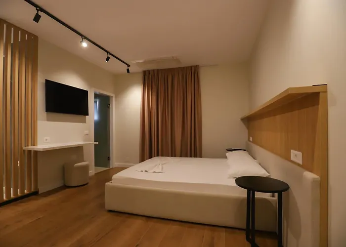 Hotel Relax Center Tirana