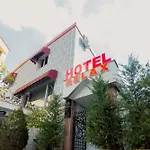 Ξενοδοχείο Relax Center