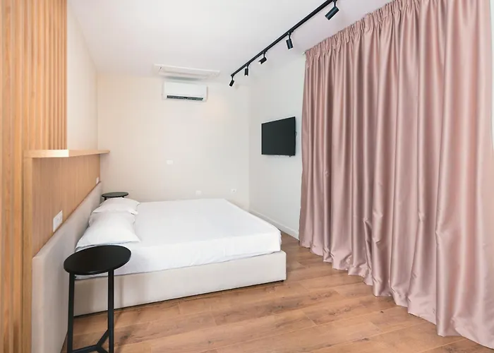 Relax Center 3* Tirana