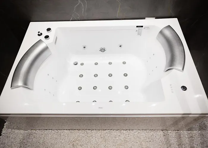 Hotel Relax Center 3*